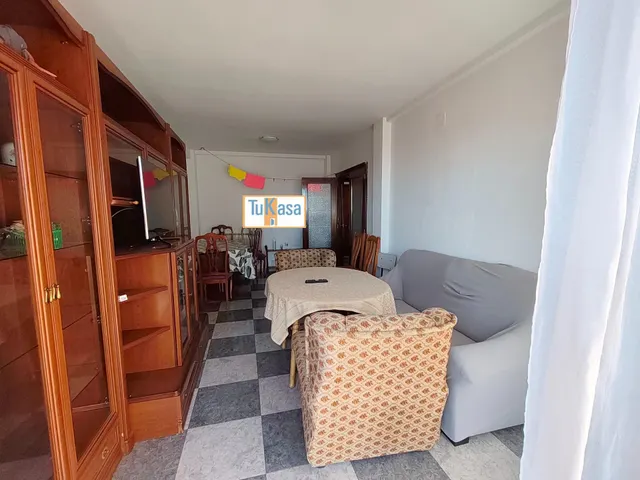 piso en Venta Centrico, a escaos metros de la Cruz de los Caidos, Cáceres — 9
