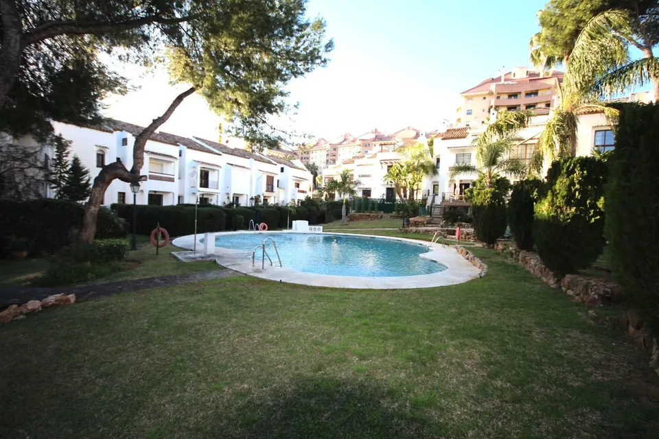 Adosado 5 habitaciones 220m² en venta - Marbella