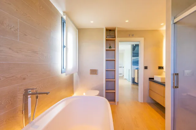 Espectacular chalet en Sancibrián con piscina climatizada — 35