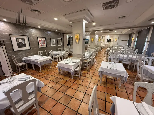 REF: C135 GRUPO INMOTEKA INMOBILIARIA TRASPASA RESTAURANTE ZONA FERIA/FATIMA — 16