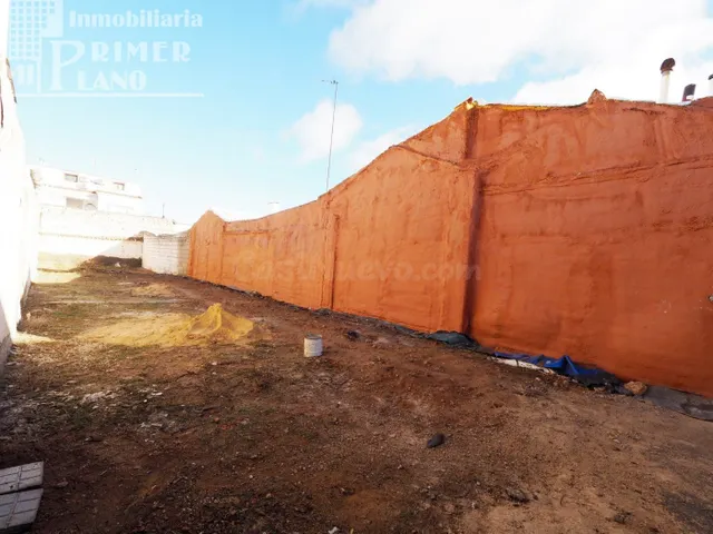 Se vende solar en la zona centro de Tomelloso junto a calle  - foto 5