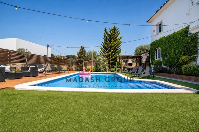 Hay casas que simplemente se visitan y otras en las que, des