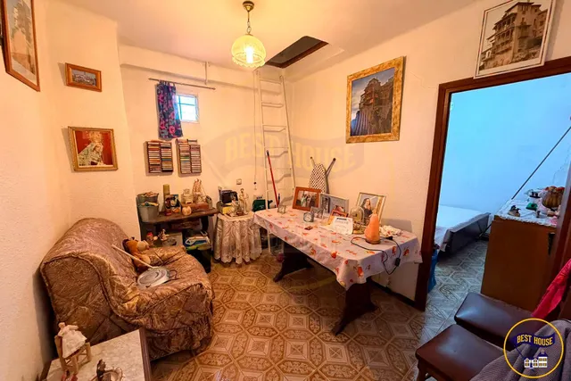 CASA INDEPENDIENTE EN VENTA EN ENGUIDANOS — 21