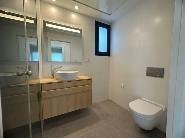 Piso nuevo en venta en Las Colinas Golf Resort. — 19