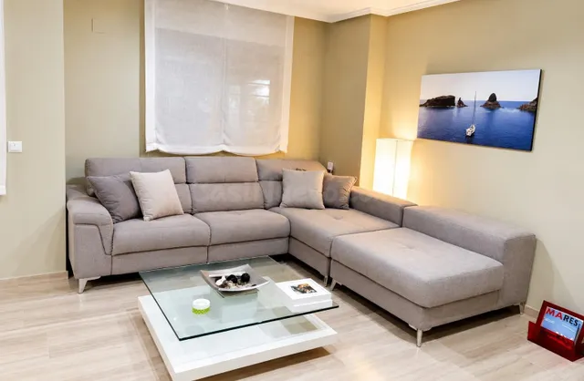 Chalet pareado de 5 habitaciones con jardín, piscina y terra - foto 3