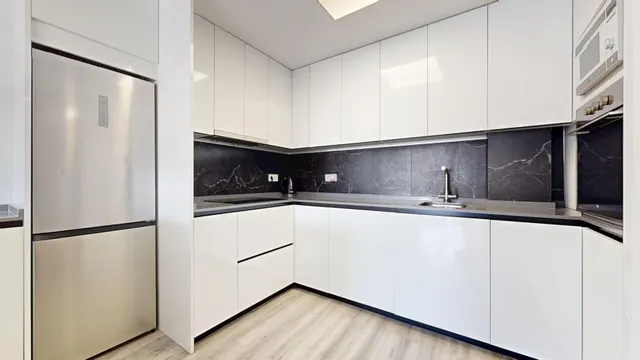 Piso moderno de 1 dormitorio con garaje y trastero en pleno centro de Pilar de la Horadada — 14
