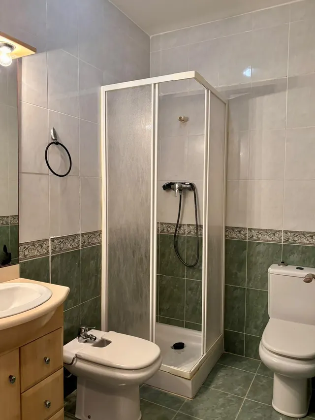 Dúplex de 4 dormitorios con patio y cochera en una de las mejores zonas de Molina — 29