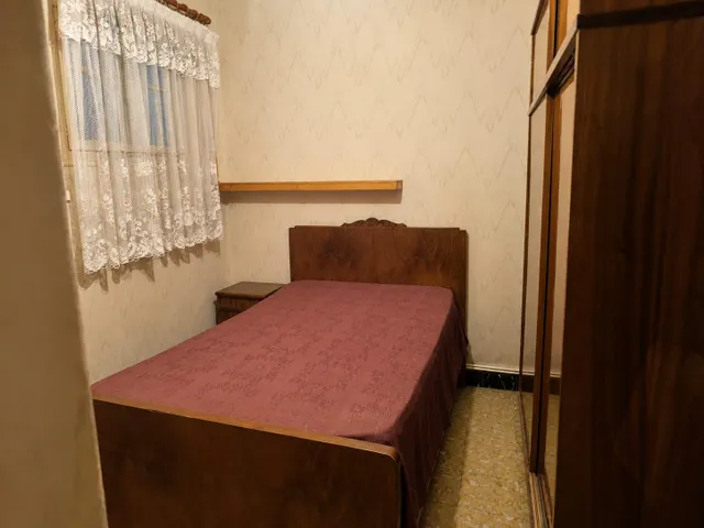CASA ADOSADA EN VENTA CON 2 VIVIENDAS INDEPENDIENTES — 28