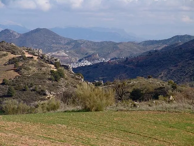 Impresionante finca edificable cerca de Málaga — 10