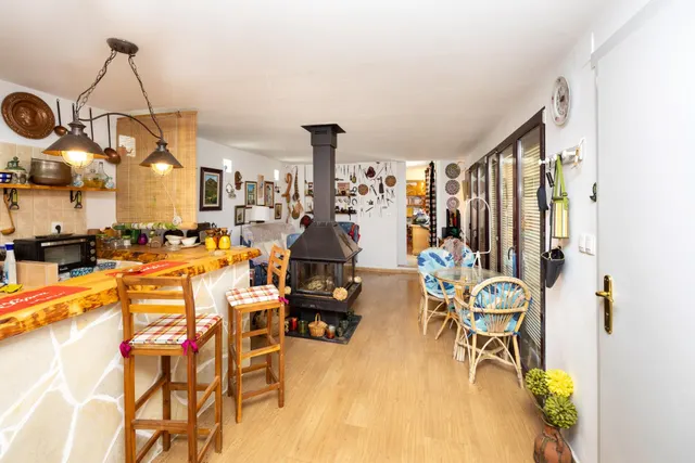 CASA REFORMADA CON TERRAZA Y VISTAS PANORÁMICAS EN TOCÓN DE QUÉNTAR — 12