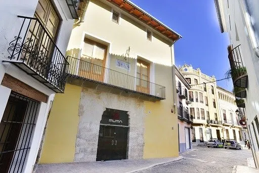 SOLAR URBANO — 13