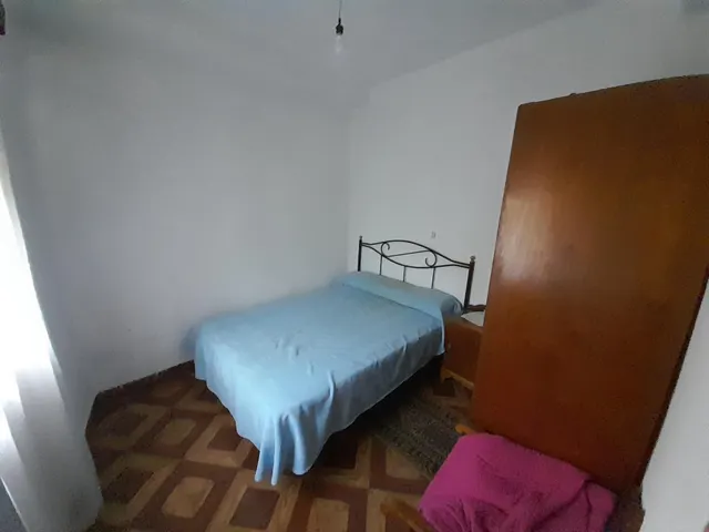CASA CON PATIO PARA REFORMAR EN CACABELOS — 12