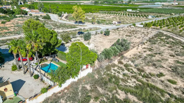 Chalet con parcela de 3.000m2, en paraje La Matanza — 26
