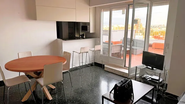 Atico amueblado con terraza en el Carmen, Valencia - foto 3