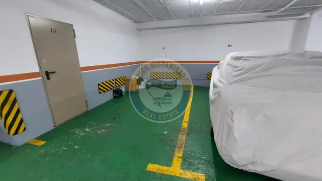 PISAZO DE LUJO CON GARAJE EN ROSALÍA DE CASTRO – VIGO — 27