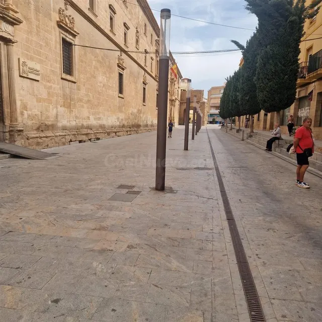 LOCAL COMERCIAL FRENTE A COLEGIO SANTO DOMINGO - ORIHUELA - — 2