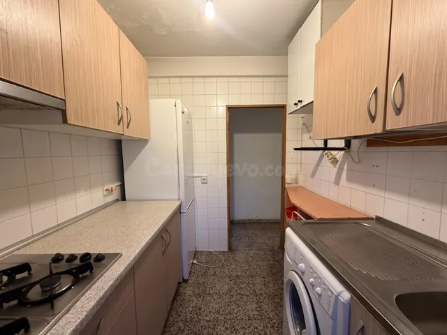 ¡EXCLUSIVA VIVIENDA DE 3 DORMITORIOS EN CARABANCHEL! - foto 4