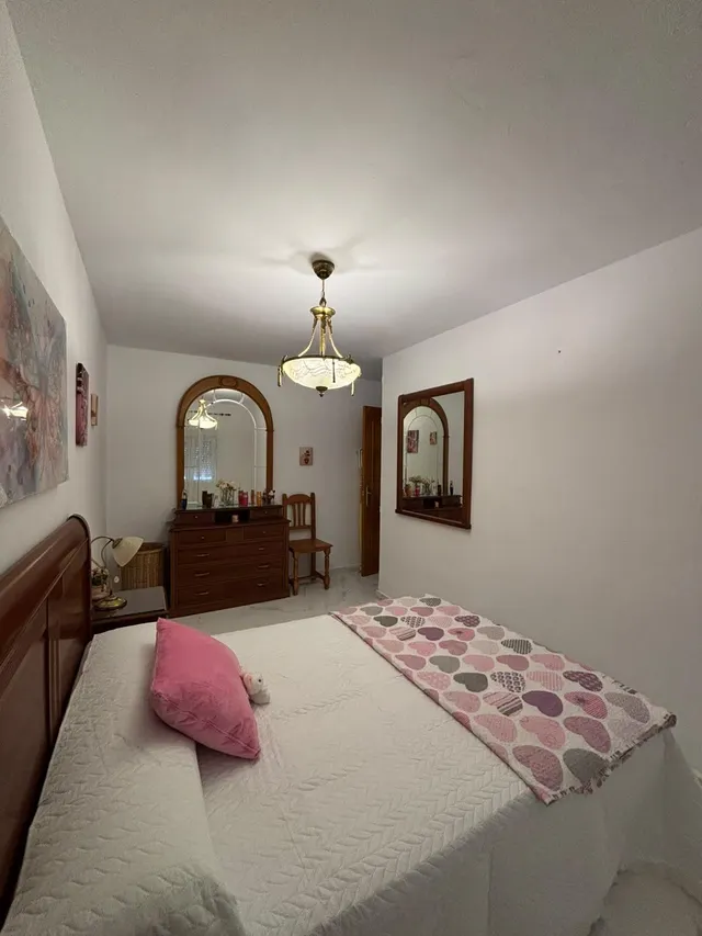 Se vende piso en la linea — 7