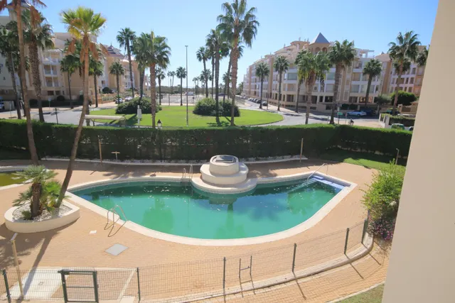 Apartamento con 2 suites y terraza en Residencial El Faro, Isla Canela — 5