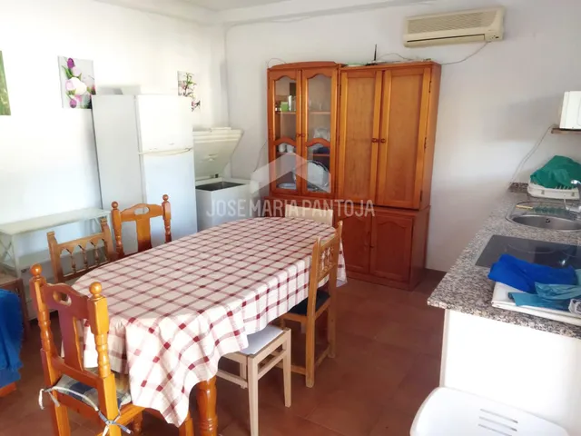 CHALET CON PISCINA EN JUNTA DE LOS RIOS — 49