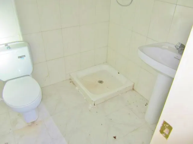 Oportunidad invesores!!! Gran local comercial de 300 metros en la Av. de Denia. — 32