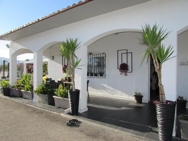 Excepcional, finca con dos viviendas autosuficientes