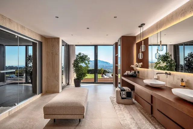 Chalet 6 habitaciones 640m² en venta - Ojen pueblo — 12