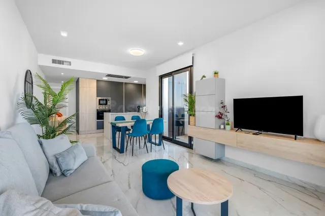 Apartamento 2 habitaciones 79m² en venta - Punta Prima - foto 2