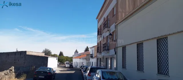 Venta de Local Comercial en Monesterio - Badajoz - foto 3