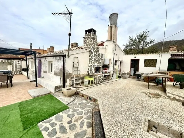 ENCANTADORA CASA DE CAMPO EN CUESTA DE GOS – TRANQUILIDAD, NATURALEZA Y VISTAS AL MAR . — 2