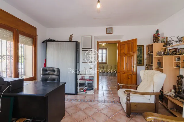 Masía en venta con vistas al mar en Mataró - Costa Barcelona. — 12