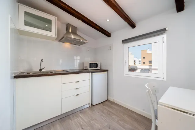 VENTA PISO CON TERRAZA — 31
