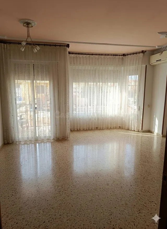 Local comercial y vivienda unifamiliar independiente - foto 4