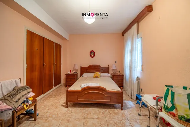 AMPLITUD, COMODIDAD Y 4 DORMITORIOS EN EL CENTRO DE VILLAMANTA — 12