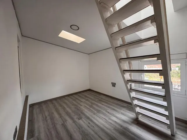 CASA DE PLANTA BAJA EN CARDONA CON 3 HAB. DOBLES Y TERRAZA - foto 5