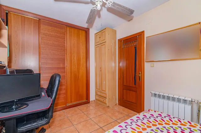 AMPLIA VIVIENDA EN CHAUCHINA CON PISCINA — 49