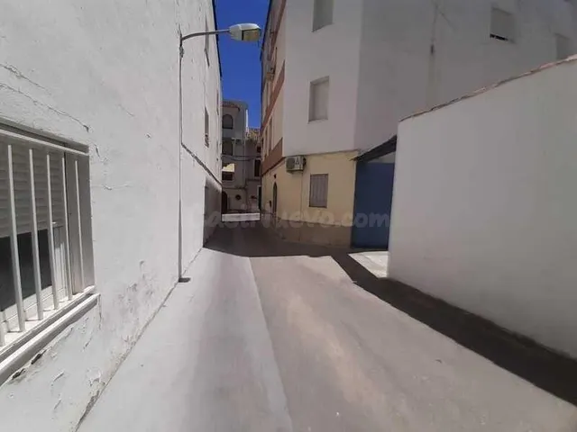 Plaza céntrica de garaje en Lucena (Córdoba) - foto 5