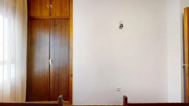 Amplio piso de 141 m2 con cochera y trastero en calle Gonzalo Ximénez de Quesada — 34