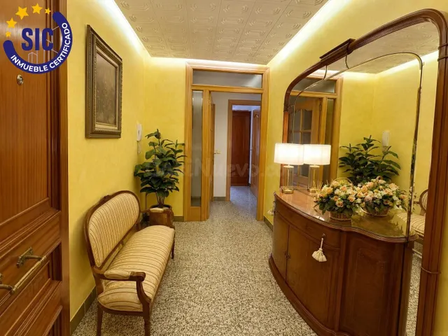 ESPECTACULAR VIVIENDA ESQUINERA Y REFORMADA EN VENTA EN NULE - foto 2