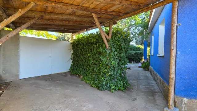 Chalet con piscina en Eurovillas — 24