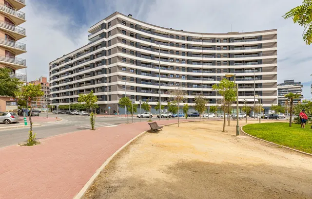 VIVIENDA A ESTRENAR EN EL MEJOR RESIDENCIAL DE MURCIA — 37