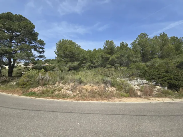 Deja de imaginar y construye la vivienda de tus sueños con vistas panorámicas y proyecto viable" — 10