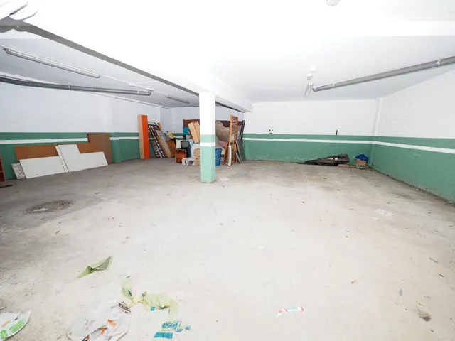 SE VENDE EDIFICO EN SABADELL, ZONA LA CREU DE BARBERA — 3