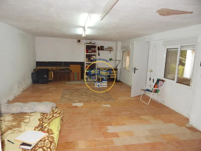 CASITA DE CAMPO EN ONTINYENT. — 22