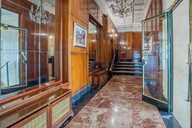 Piso exterior en venta en Goya — 48