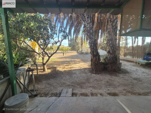 Chalet en terreno urbano — 19