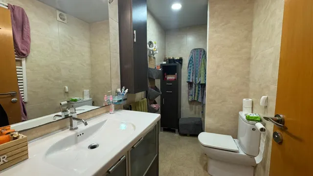 Piso de 2 habitaciones con balcón — 12