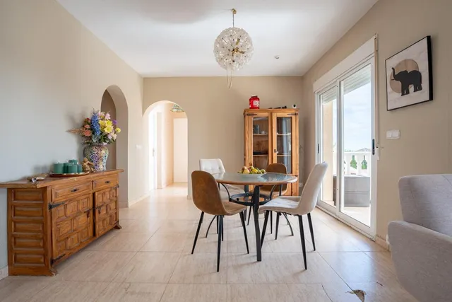 Villa unifamiliar de 5 dormitorios en Ciudad Quesada — 19
