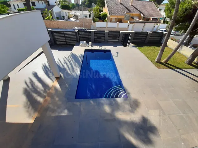 Chalet 4 habitaciones 235m² en venta - Campoamor - foto 2