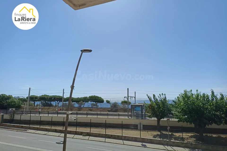 PISO EN PRIMERA LINIA EN ARENYS DE MAR !!
